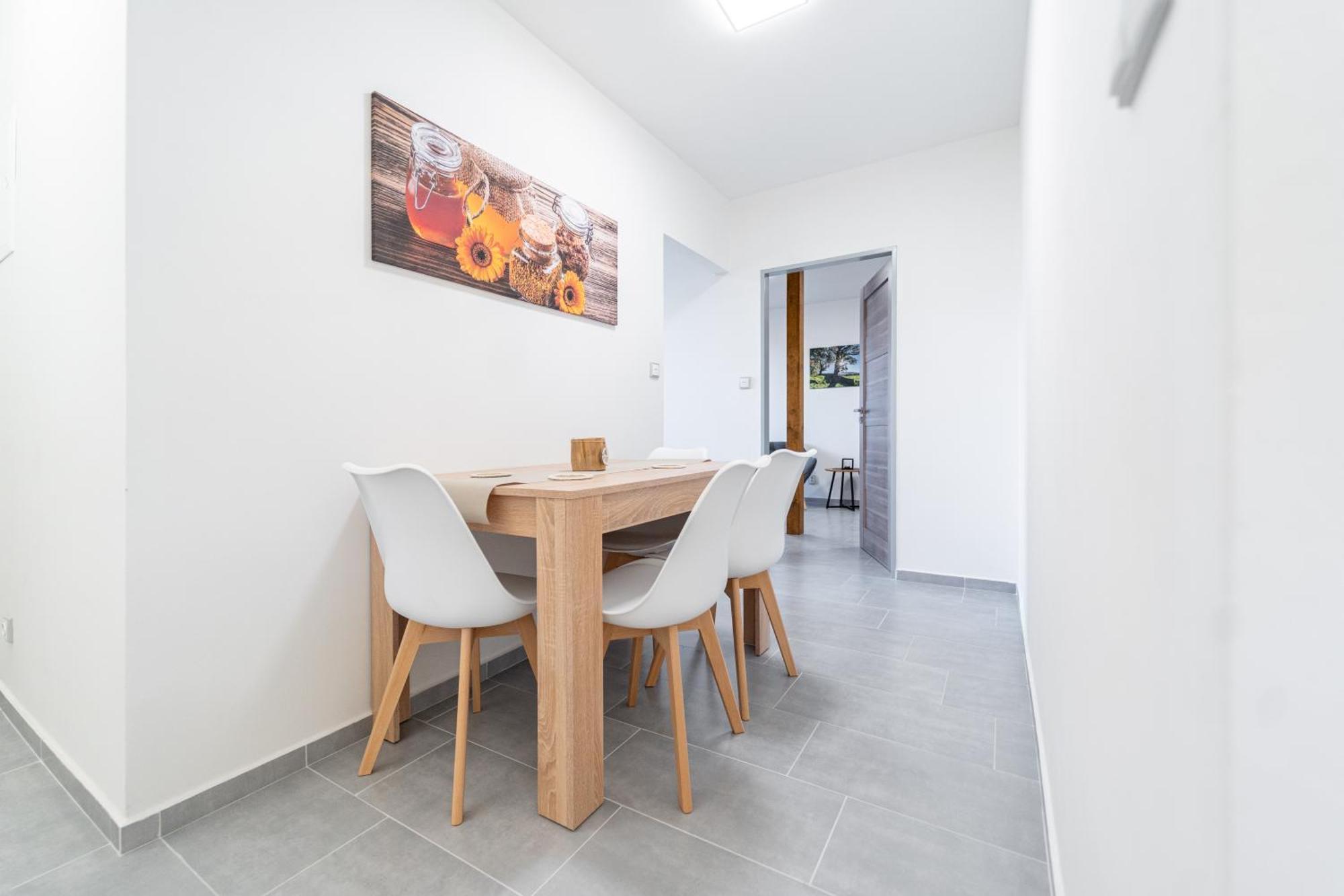 Miletín Apartmany Tera מראה חיצוני תמונה